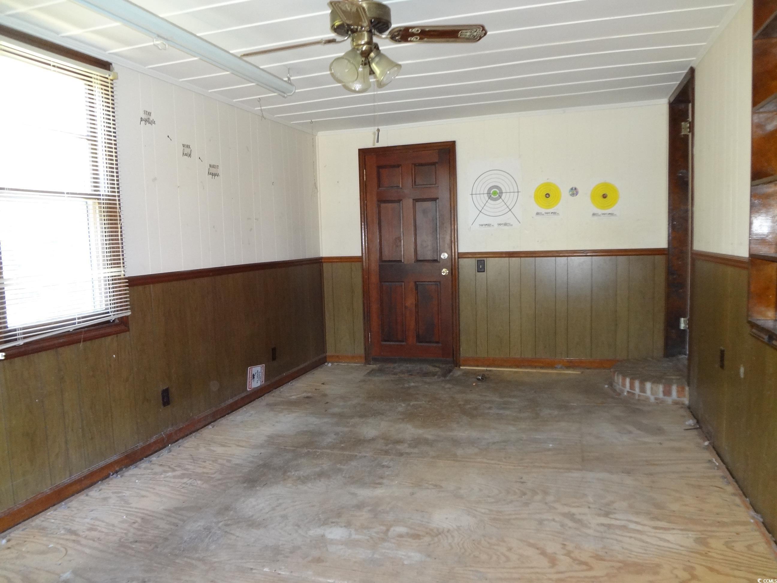 105 East Cherry Street Andrews, SC 29510 - Photo 7 of 26