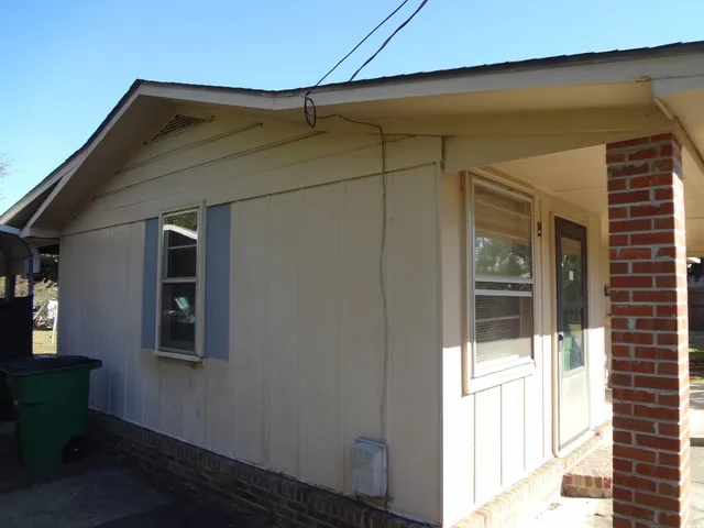 $94,900 | 105 East Cherry Street, Andrews, SC 29510