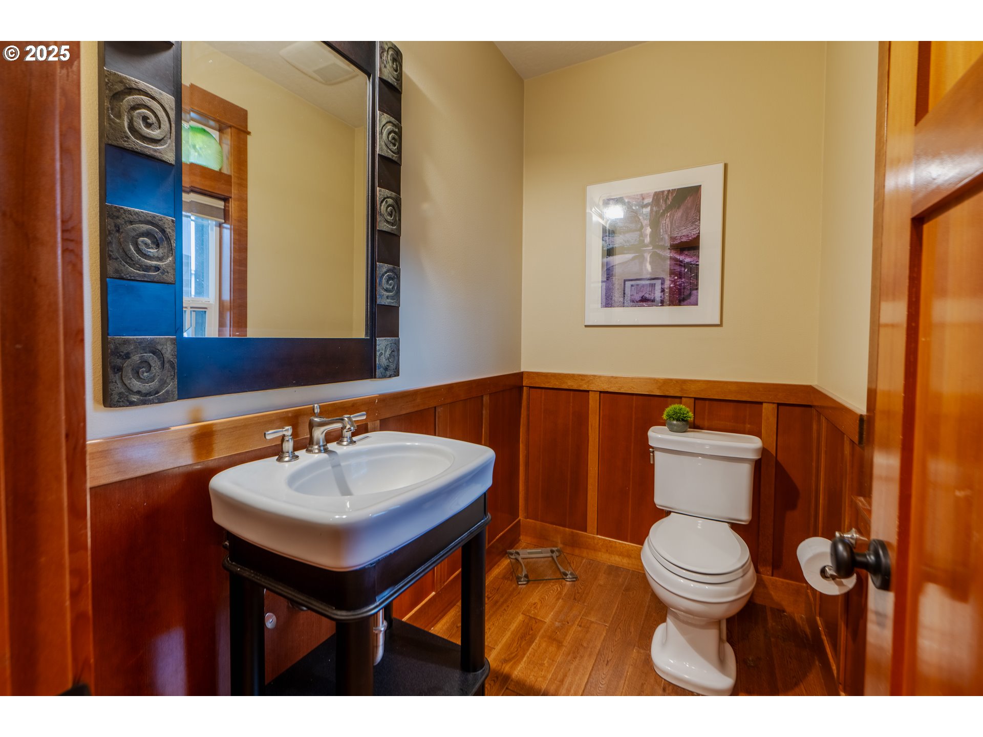 1110 Redtail Loop Hood River, OR 97031 - Photo 12 of 37 a bathroom with a toilet a sink and mirror