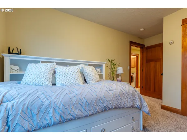 $939,000 | 1110 Redtail Loop, Hood River, OR 97031