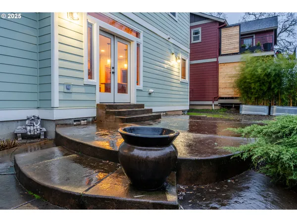 $939,000 | 1110 Redtail Loop, Hood River, OR 97031