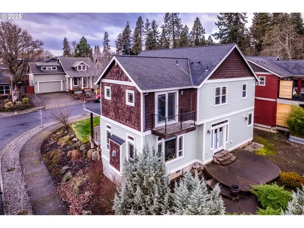 $939,000 | 1110 Redtail Loop, Hood River, OR 97031