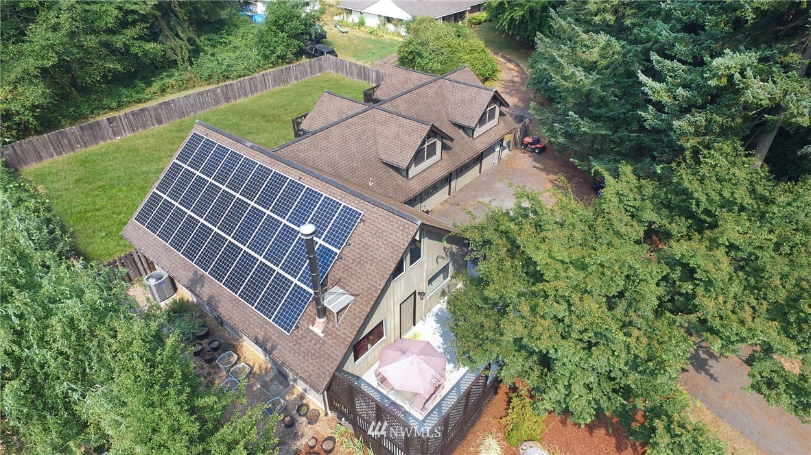 17819 Beall Road Southwest Vashon, WA 98070 - Photo 2 of 25
