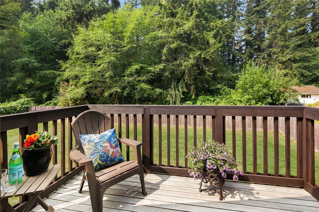 17819 Beall Road Southwest Vashon, WA 98070 - Photo 14 of 25