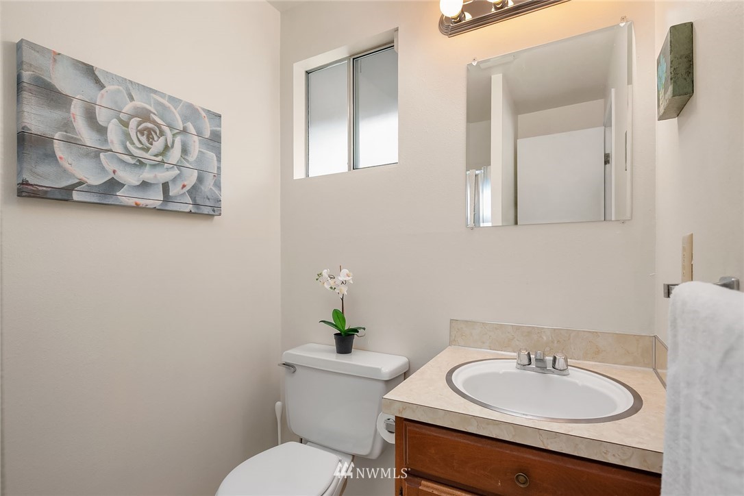 17819 Beall Road Southwest Vashon, WA 98070 - Photo 20 of 25