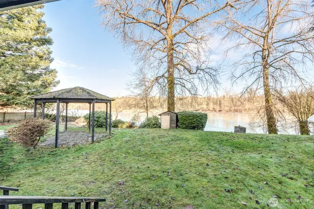 $1,800 | 26015 166th Street Southeast, Unit B, Monroe, WA 98272