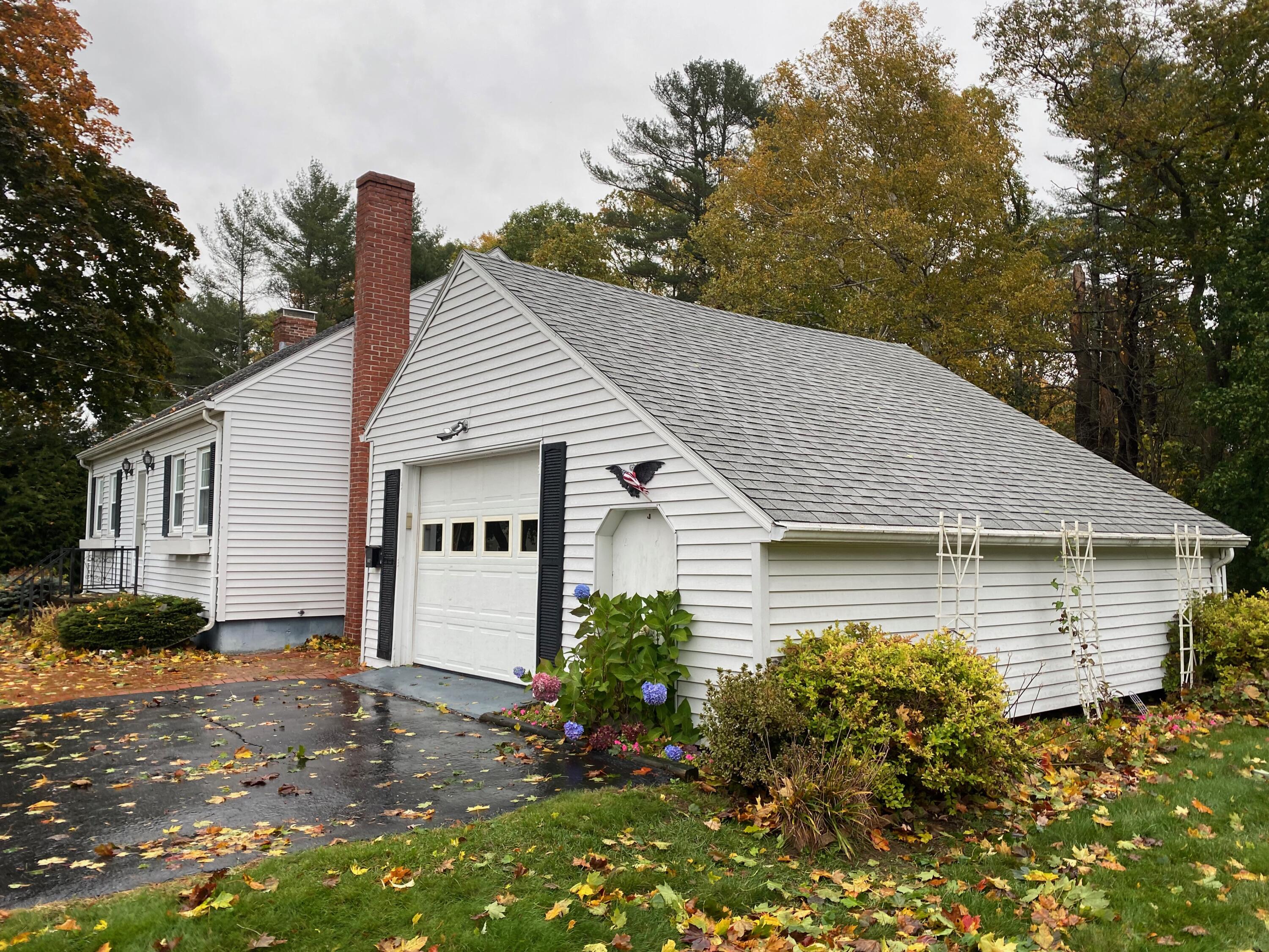 154 Rand Road Yarmouth, ME 04096 - Photo 2 of 63 IMG_6822