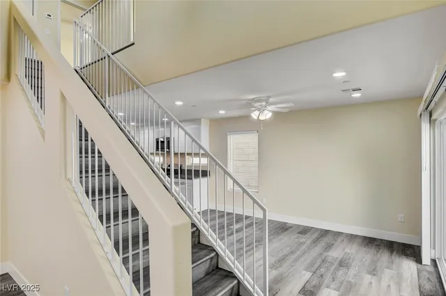 $2,150 | 8824 Cornwall Glen Avenue, Las Vegas, NV 89129