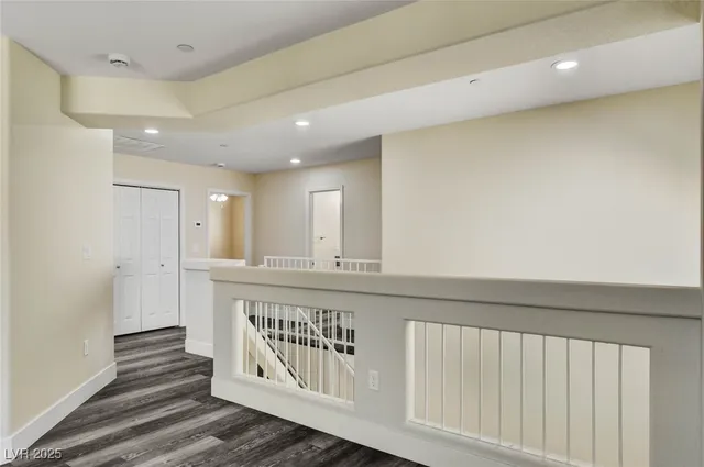 $2,150 | 8824 Cornwall Glen Avenue, Las Vegas, NV 89129