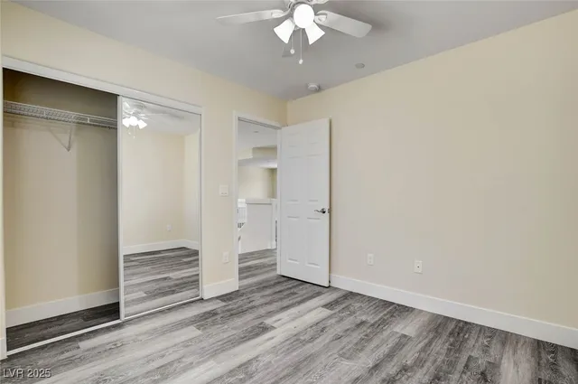 $2,150 | 8824 Cornwall Glen Avenue, Las Vegas, NV 89129