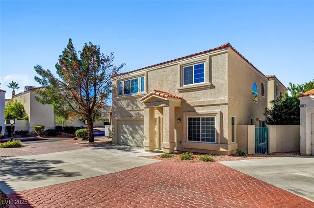 $2,150 | 8824 Cornwall Glen Avenue, Las Vegas, NV 89129