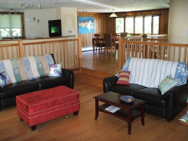 414 Middlebridge Road South Kingstown, RI 02879 - Photo 17 of 26