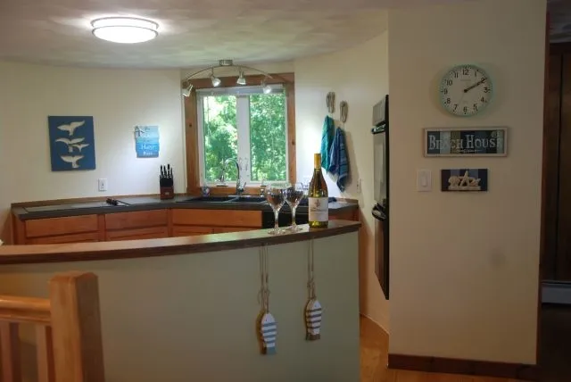 $5,000 | 414 Middlebridge Road, South Kingstown, RI 02879