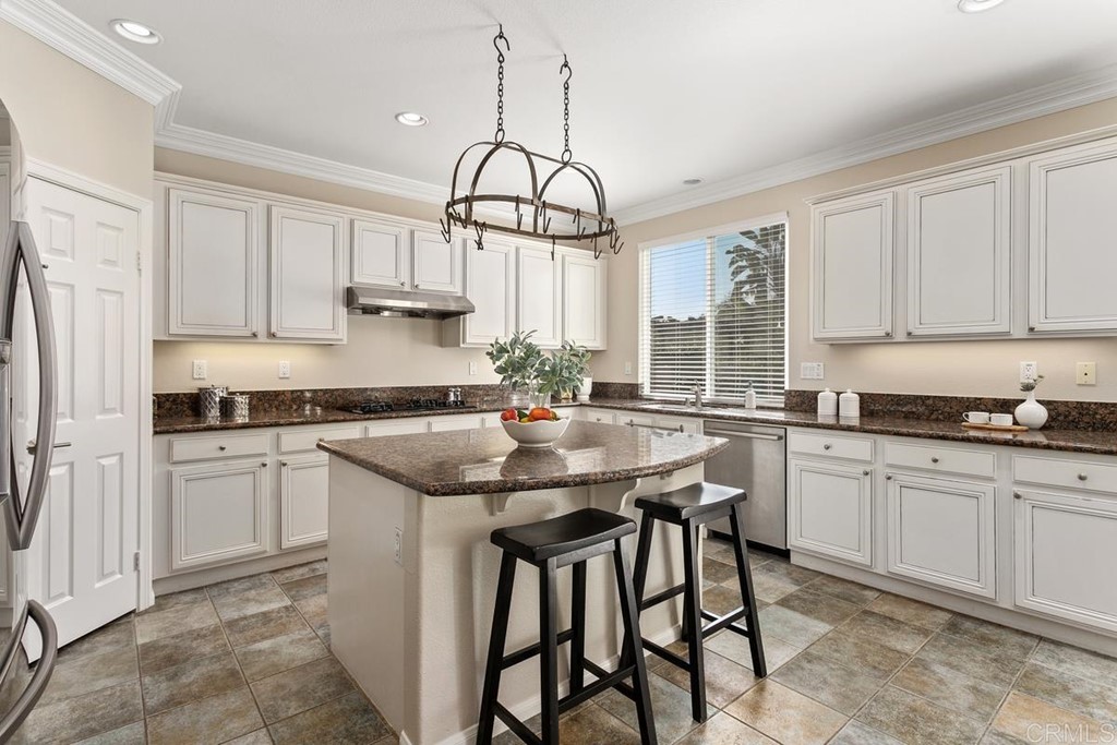 3803 Crownpoint Court Carlsbad, CA 92010 - Photo 18 of 50