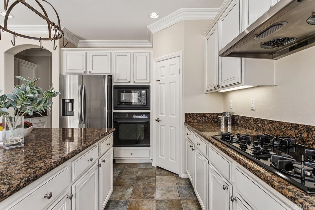 3803 Crownpoint Court Carlsbad, CA 92010 - Photo 20 of 50