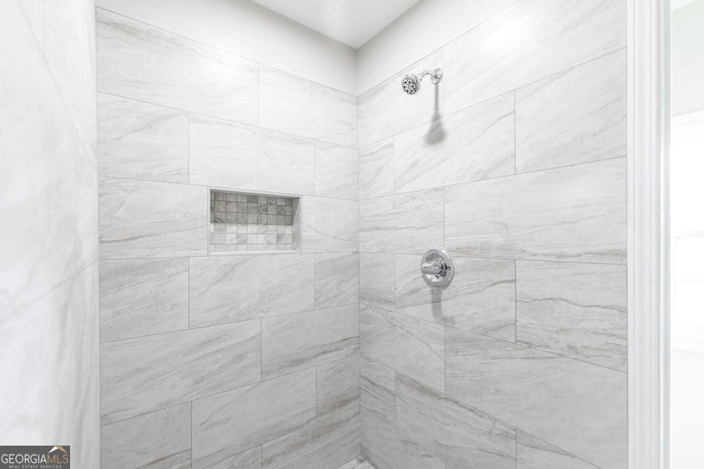 330 Lennox Road Dublin, GA 31021 - Photo 19 of 32 Gallery Image 19