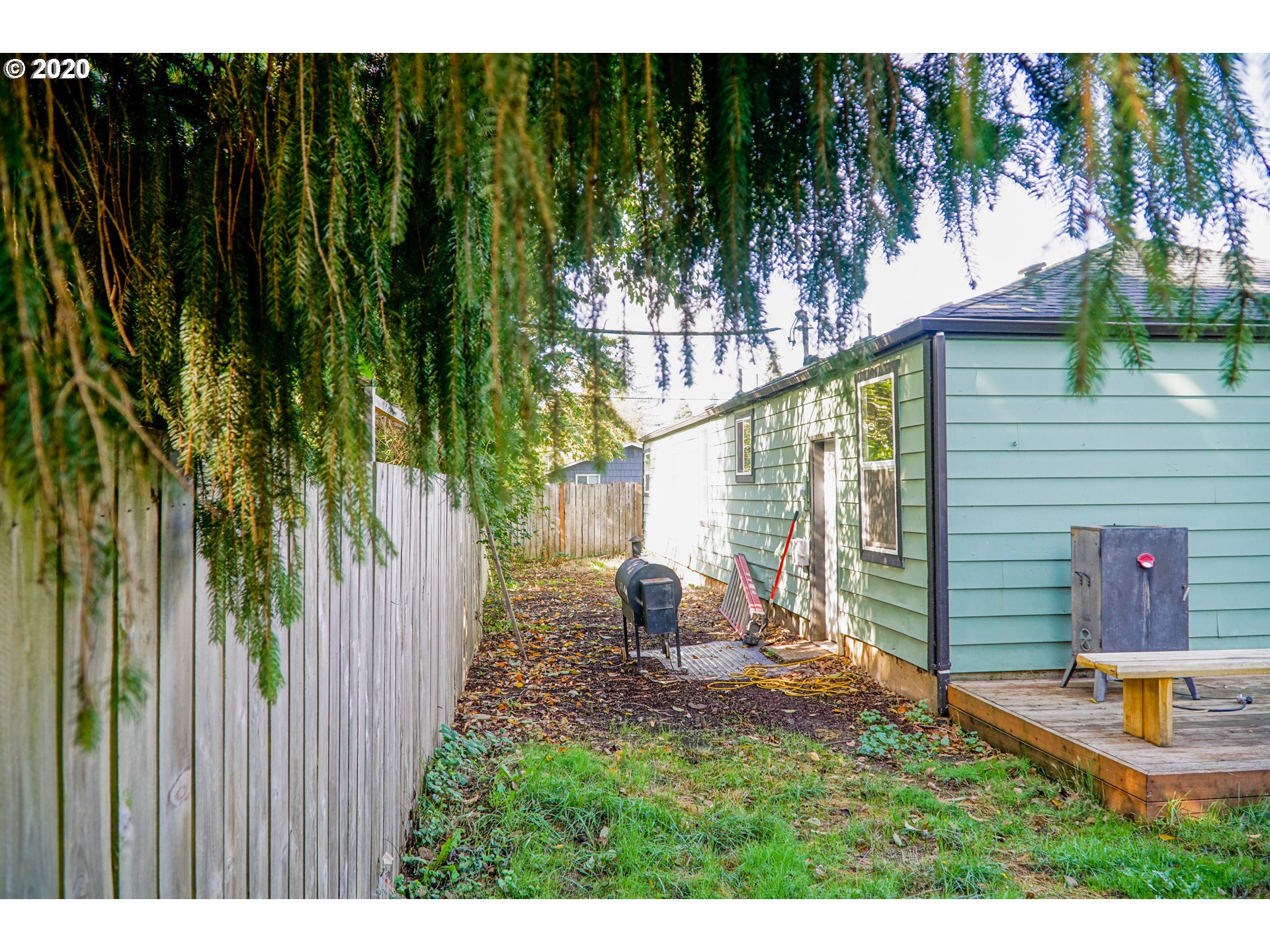 915 N Street Springfield, OR 97477 - Photo 25 of 27