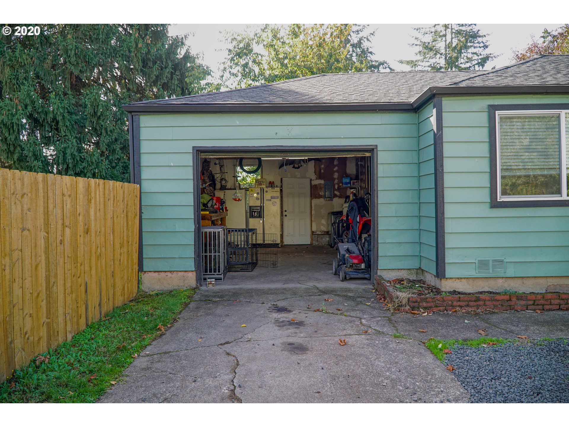 915 N Street Springfield, OR 97477 - Photo 6 of 27