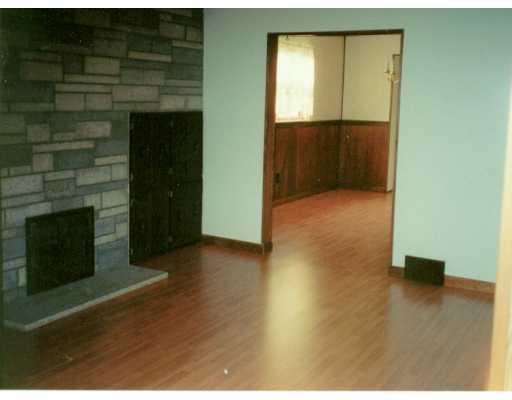 745 Virginia Avenue Rochester, PA 15074 - Photo 3 of 5