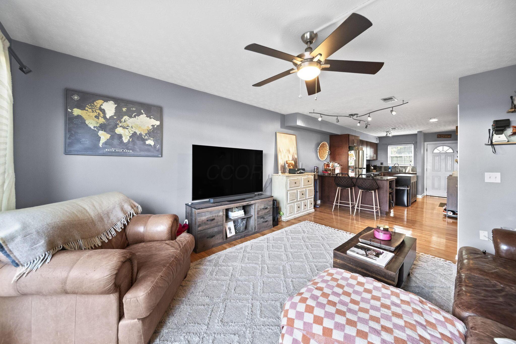 835 McClain Road Columbus, OH 43212 - Photo 8 of 30 19-web-or-mls-DSC00224