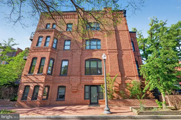 $2,700 | 1620 15th Street Northwest, Unit 1, Washington, DC 20009