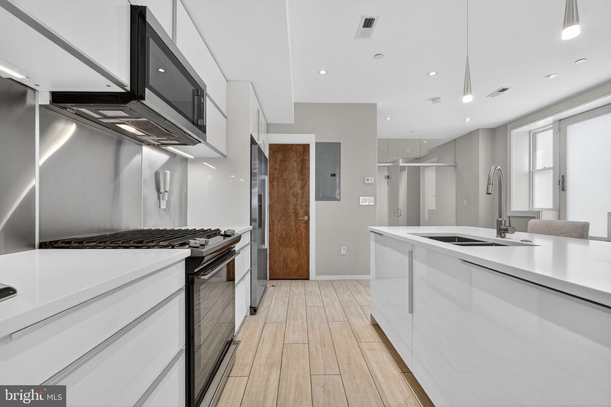 1620 15th Street Northwest, Unit 1 Washington, DC 20009 - Photo 8 of 30