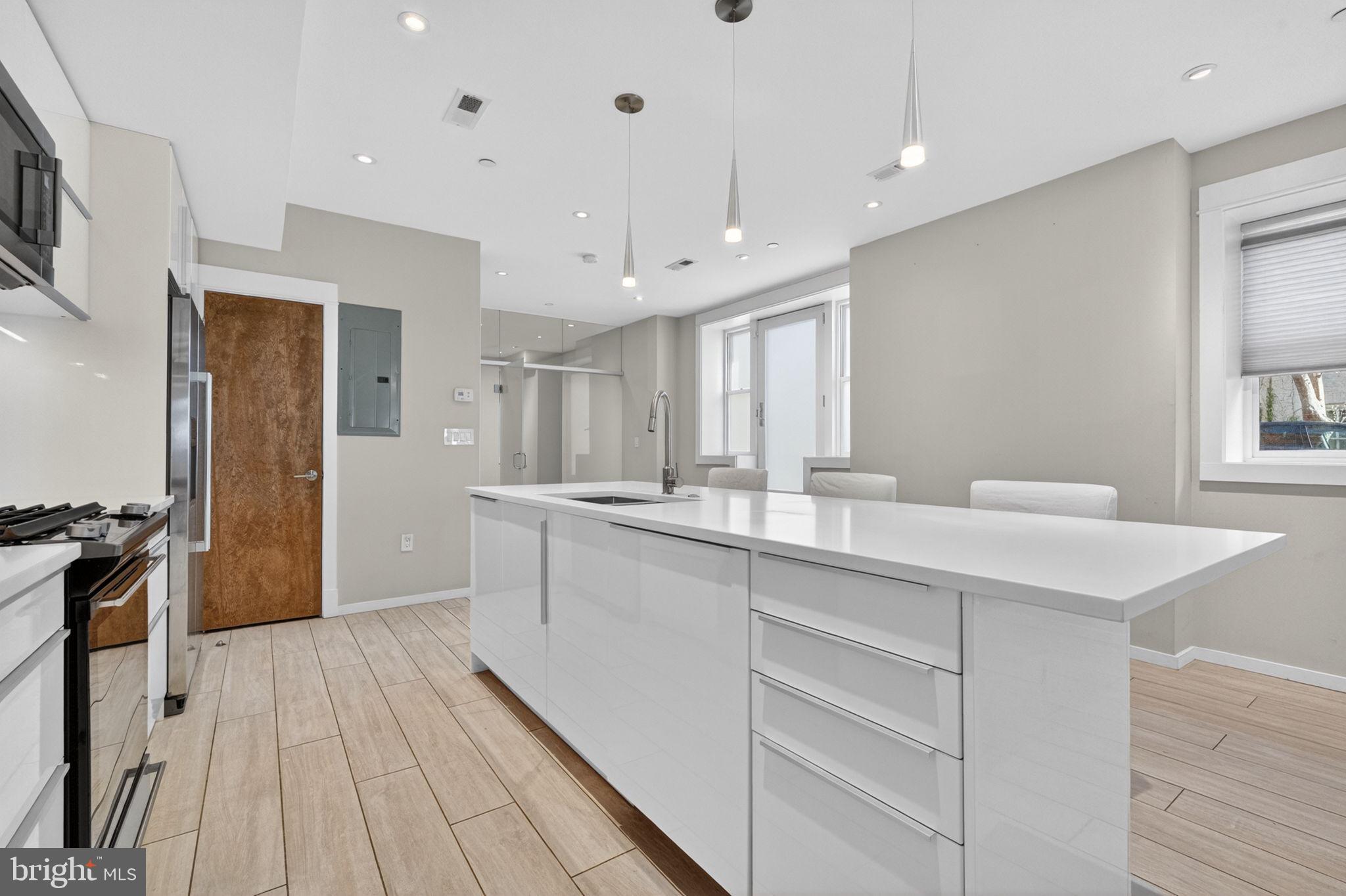 1620 15th Street Northwest, Unit 1 Washington, DC 20009 - Photo 9 of 30