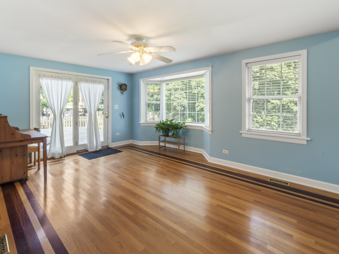 225 Stratford Road Des Plaines, IL 60016 - Photo 18 of 58 Gallery Image 18
