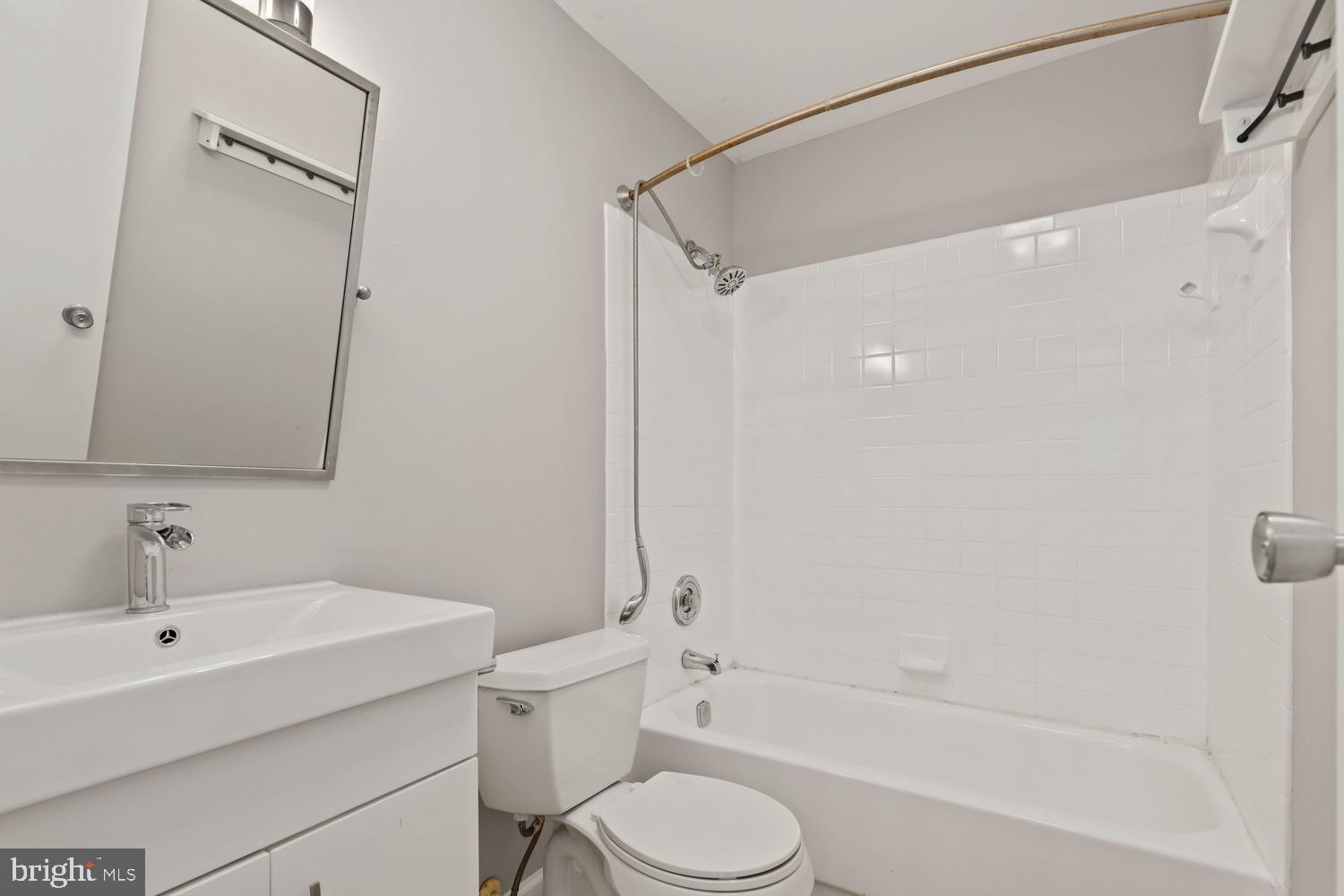 6145 Edsall Road, Unit A Alexandria, VA 22304 - Photo 20 of 23