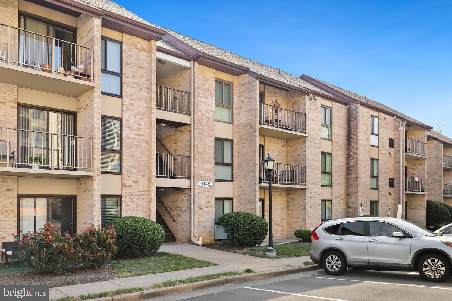 6145 Edsall Road, Unit A Alexandria, VA 22304 - Photo 2 of 23