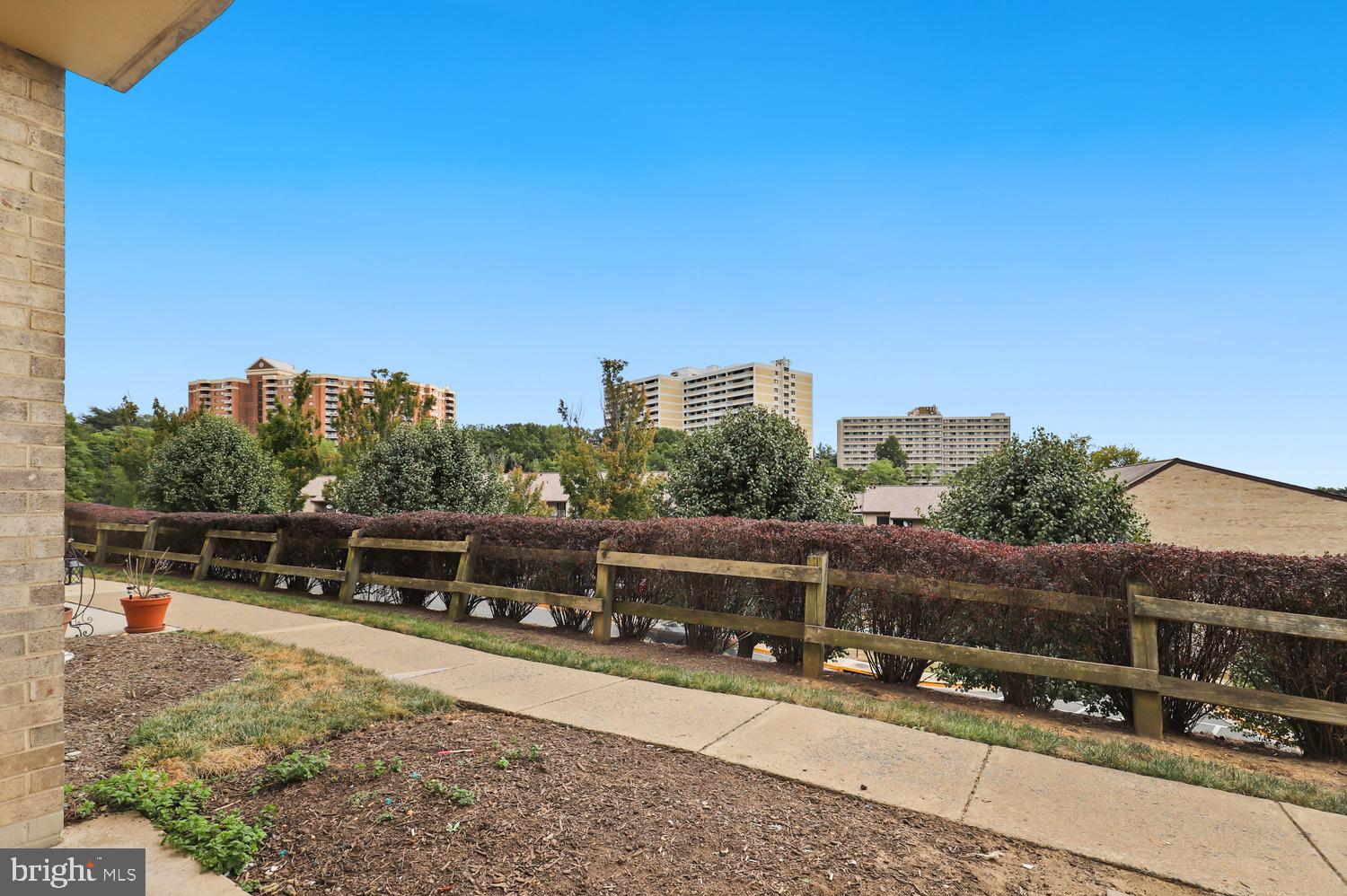 6145 Edsall Road, Unit A Alexandria, VA 22304 - Photo 5 of 23