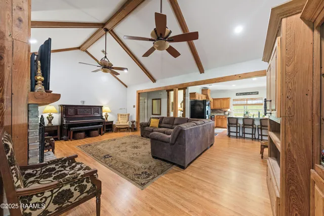 $575,000 | 8713 Highway 105, Melville, LA 71353