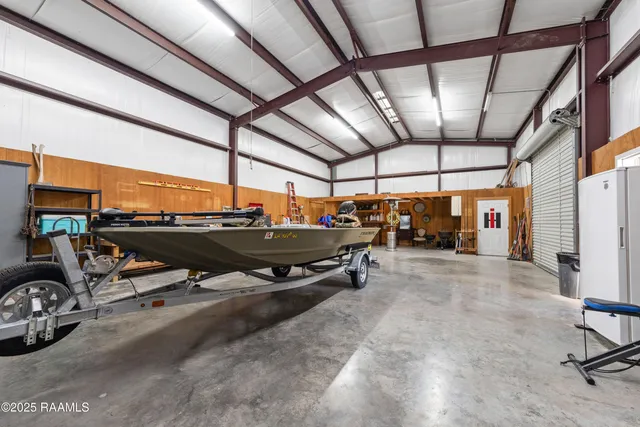 $575,000 | 8713 Highway 105, Melville, LA 71353