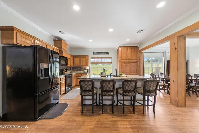 $575,000 | 8713 Highway 105, Melville, LA 71353