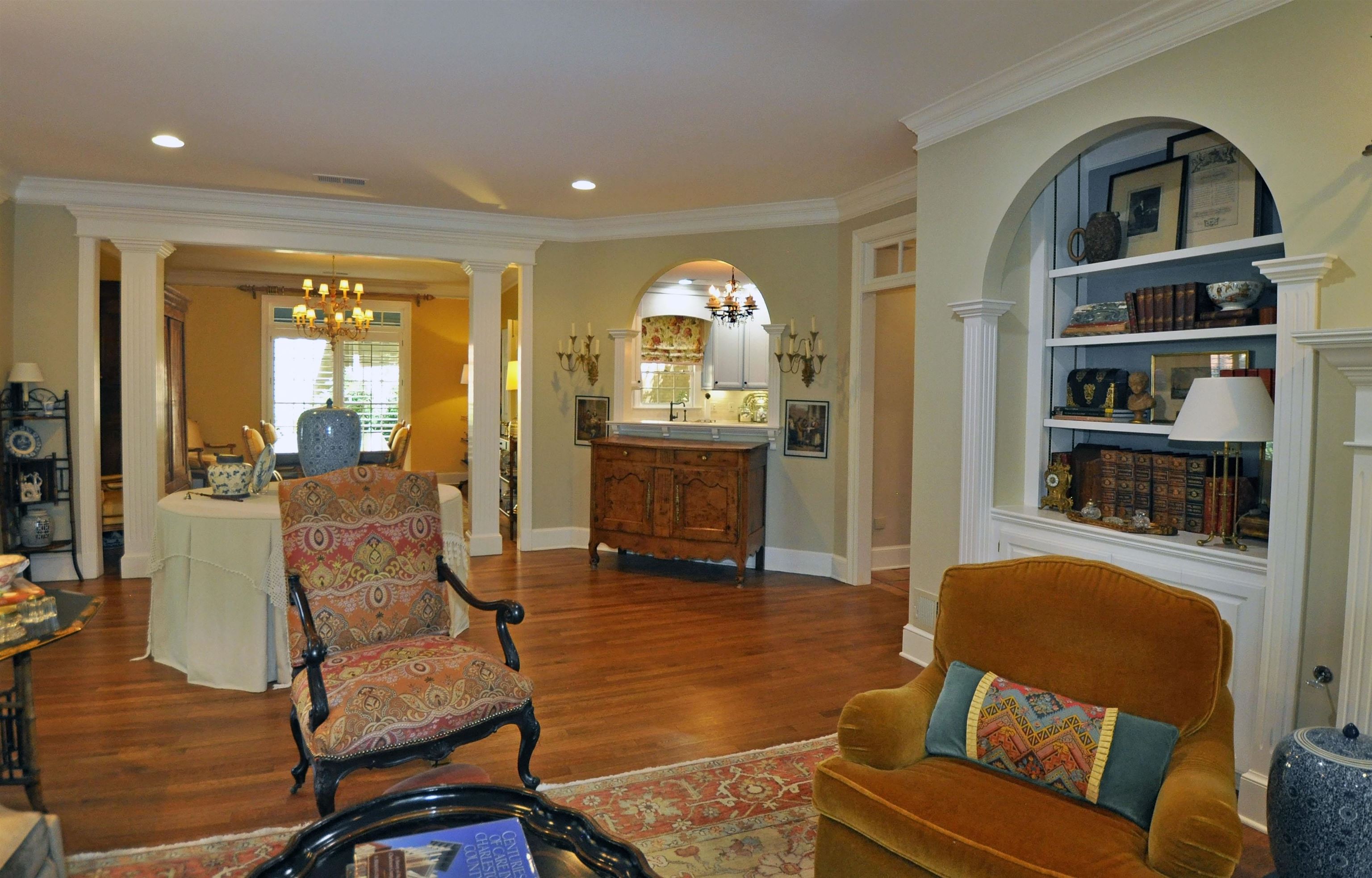 5229 Lexington Road Memphis, TN 38120 - Photo 9 of 24 Facing Dining Room and Kitchen