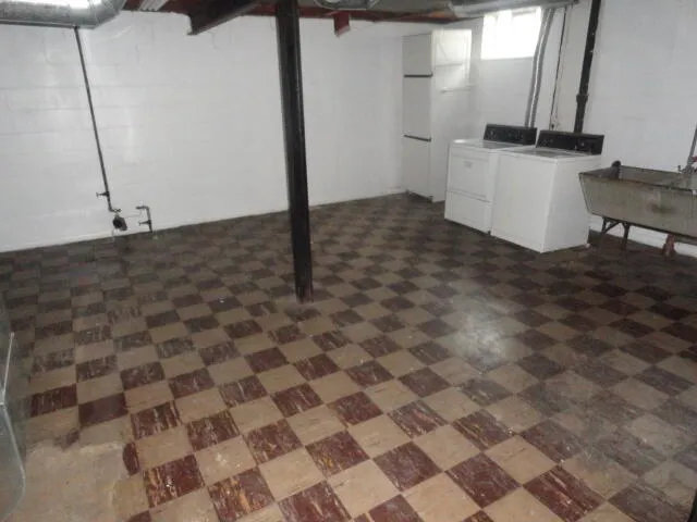 $135,000 | 15534 Chestnut Avenue, Eastpointe, MI 48021