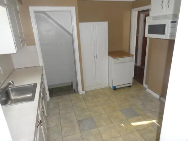 $135,000 | 15534 Chestnut Avenue, Eastpointe, MI 48021
