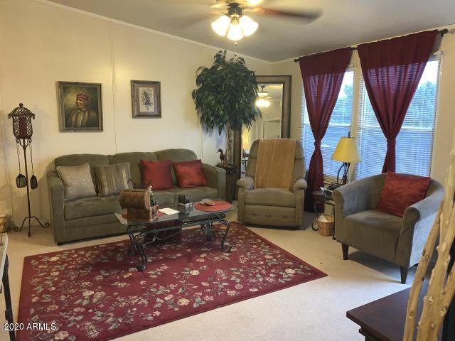 92 Co Rd 8056 Concho, AZ 85924 - Photo 1 of 42 92 1