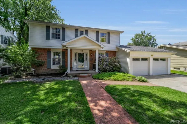 $425,000 | 153 Pin Oak Drive, Amherst, NY 14221