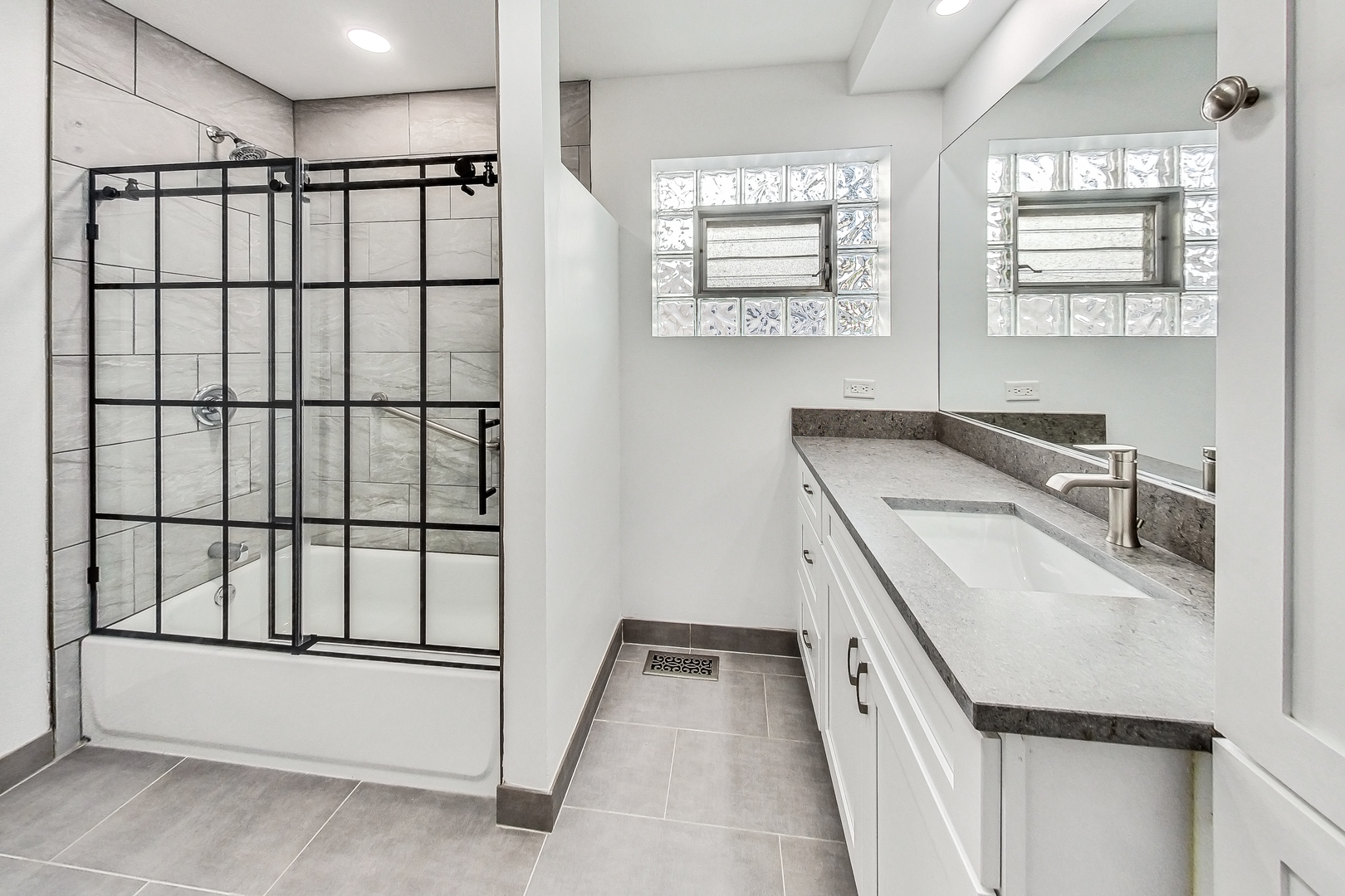 1108 Fortuna Avenue, Unit 1 Park Ridge, IL 60068 - Photo 15 of 40