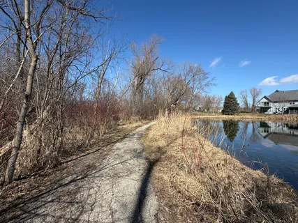 $199,900 | 790 Regina Court, Unit 790, Woodstock, IL 60098