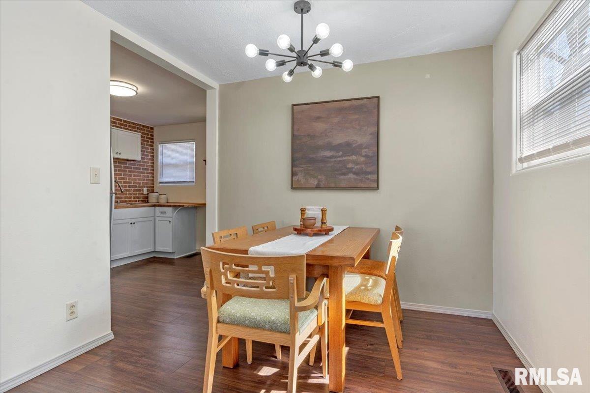 3320 Normandy Road Springfield, IL 62703 - Photo 8 of 28
