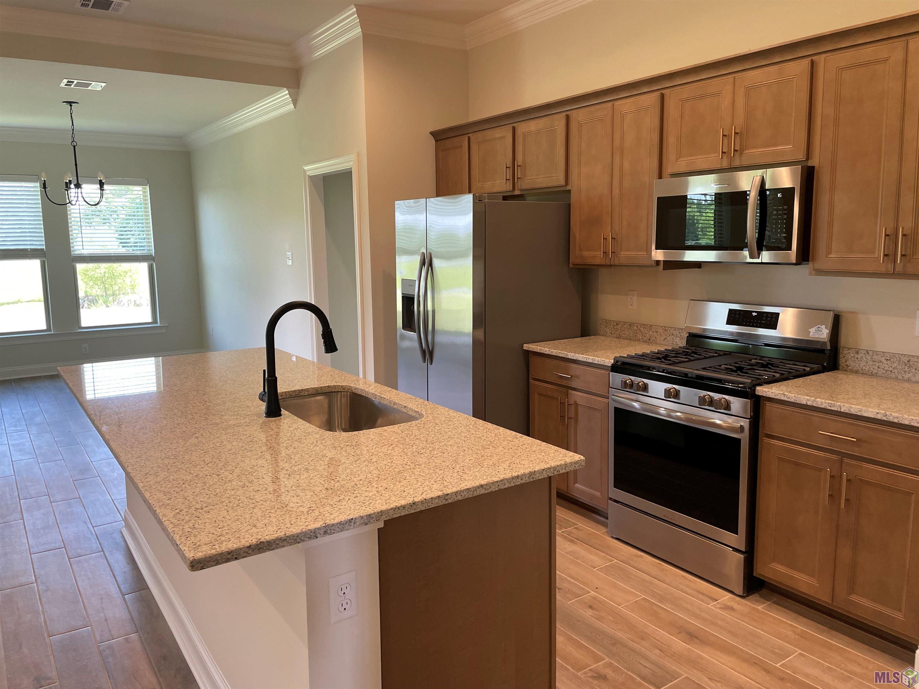 443 Rue Evangeline Houma, LA 70364 - Photo 3 of 7