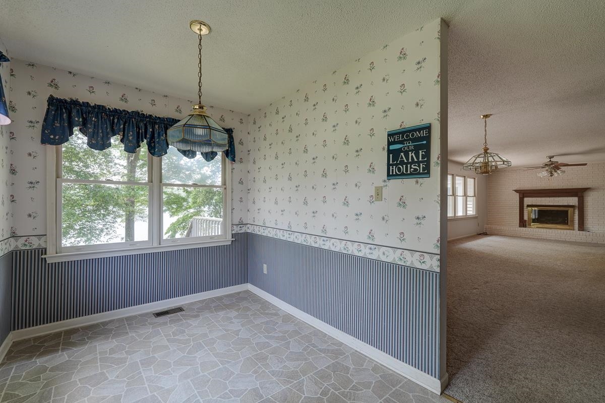 364 Sunward Path Inman, SC 29349 - Photo 11 of 36