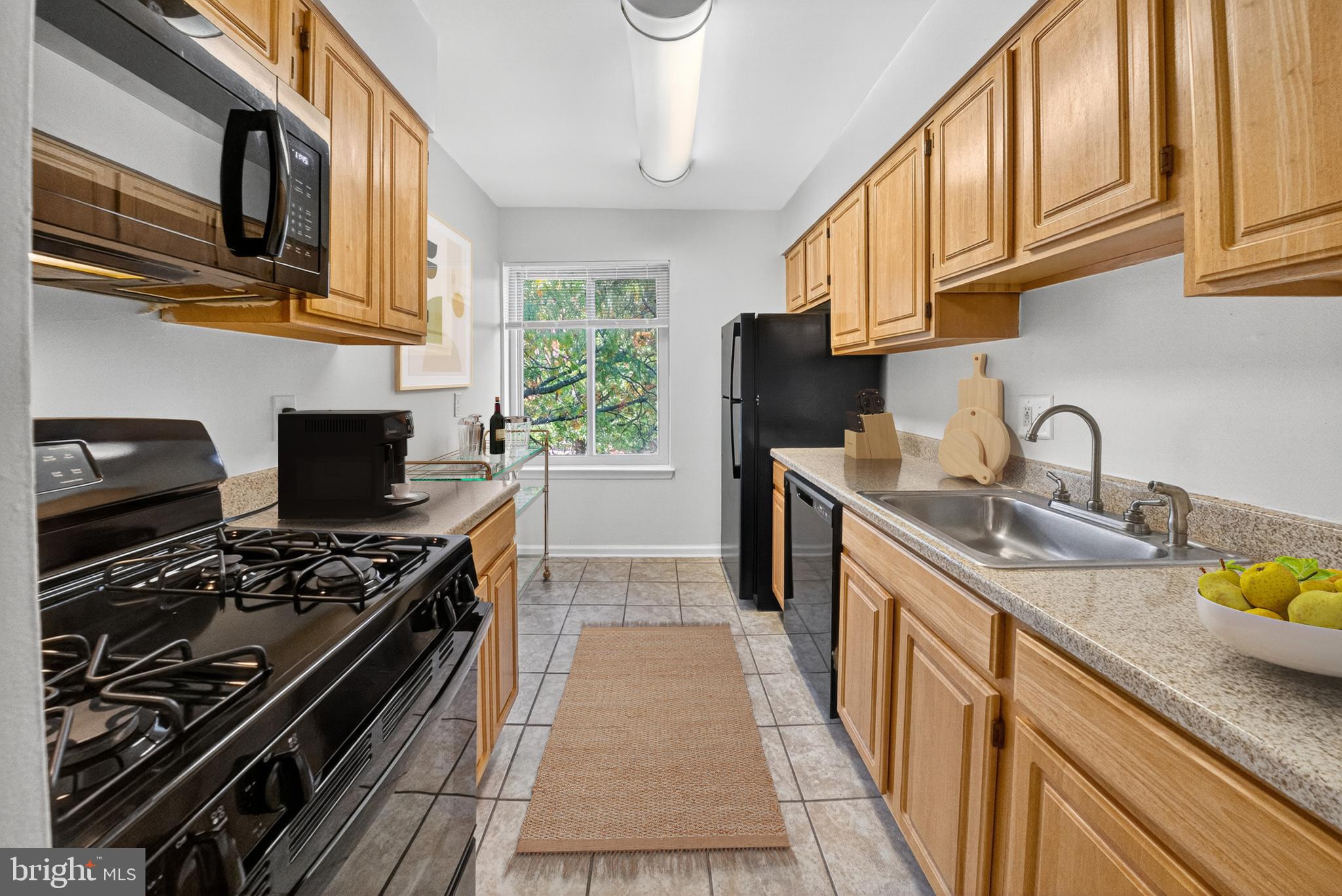 400 Taylor Street Northeast, Unit C41 Washington, DC 20017 - Photo 4 of 14