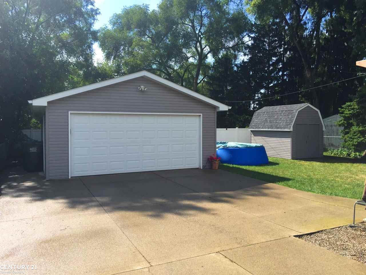 2360 Melvin Avenue Rochester Hills, MI 48307 - Photo 16 of 19
