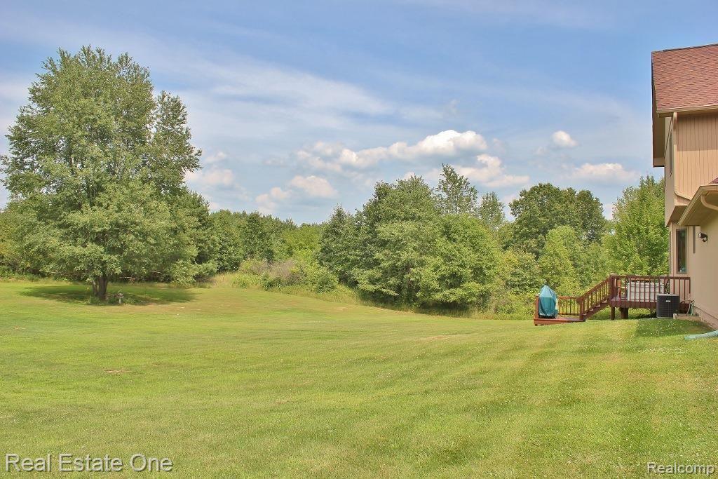 1405 Parker Road Holly, MI 48442 - Photo 43 of 51 IMG_2923 (1024x683).jpg