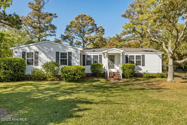 $319,900 | 169 Nelson Street, Harkers Island, NC 28531