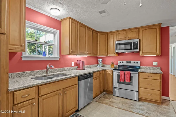 $319,900 | 169 Nelson Street, Harkers Island, NC 28531