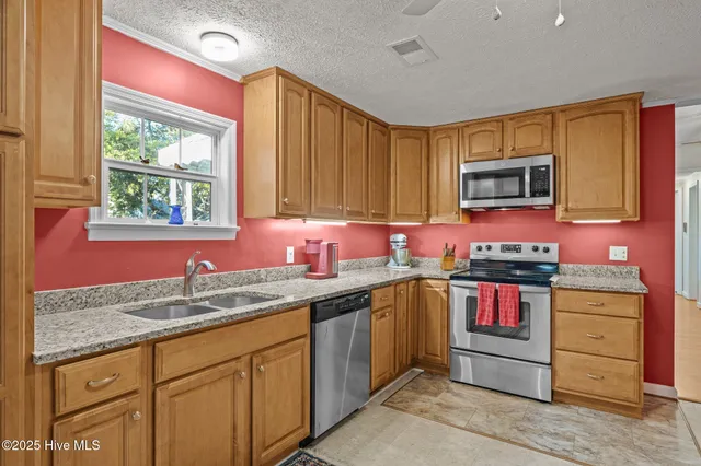 $319,900 | 169 Nelson Street, Harkers Island, NC 28531